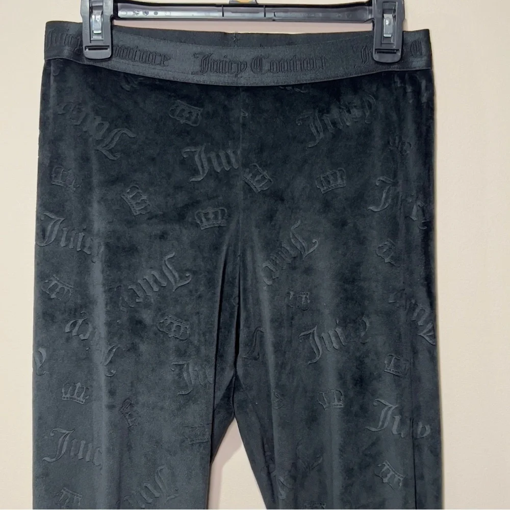 JUICY COUTURE Size M Sleepwear Velour Luxe Fitted Sleep Bottoms Black Em…